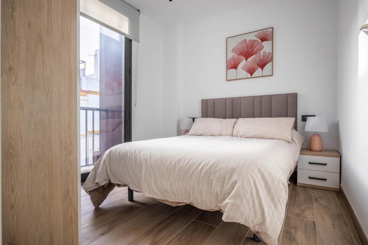 Nervion Suites 1 - Vacacional Sevilla Extérieur photo